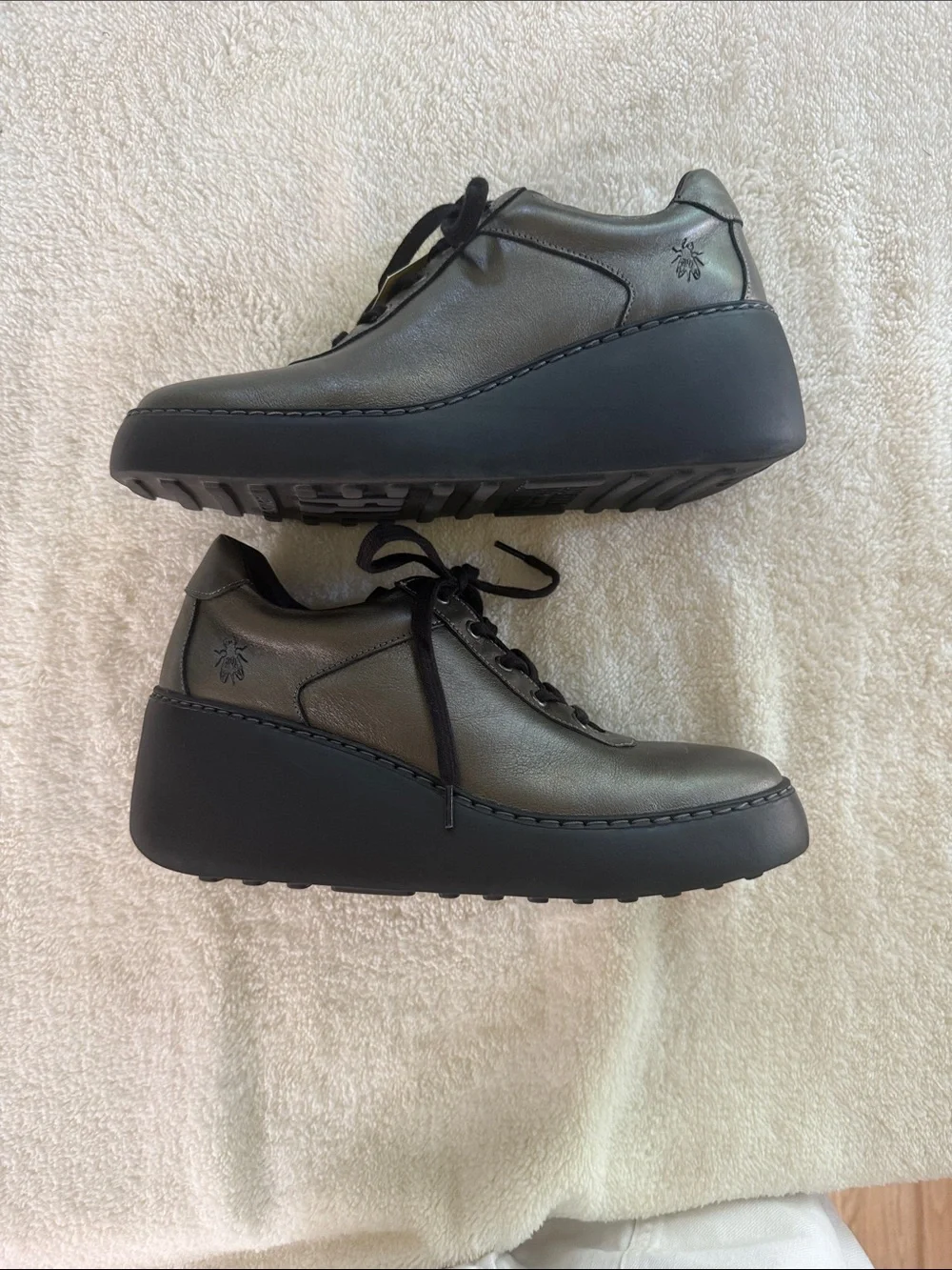 Fly London Womens’s Graphite Leather Wedge Lace-Up Sneaker EUR 40